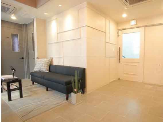 Claire Clinic - Waiting area