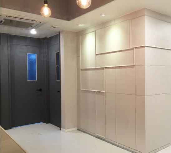 Claire Clinic - Entrance