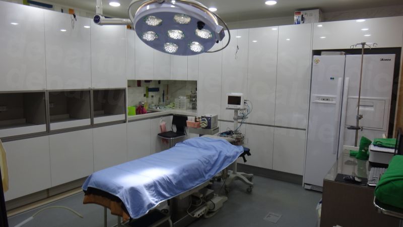 JSME Clinic - Treatment room