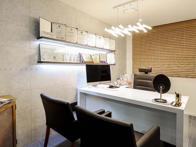 FORHAIR Hair Transplant Korea - Consulting room