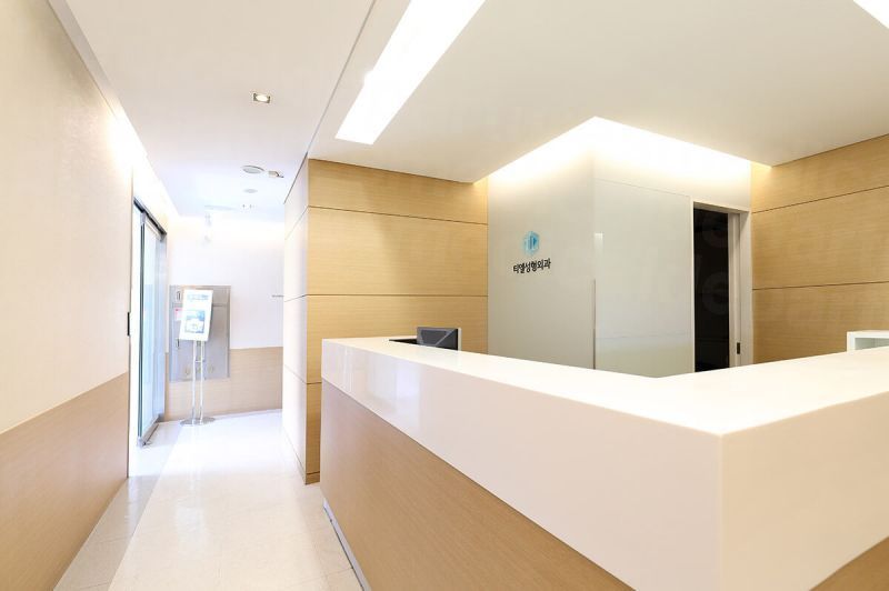 TL Plastic Surgery - Front