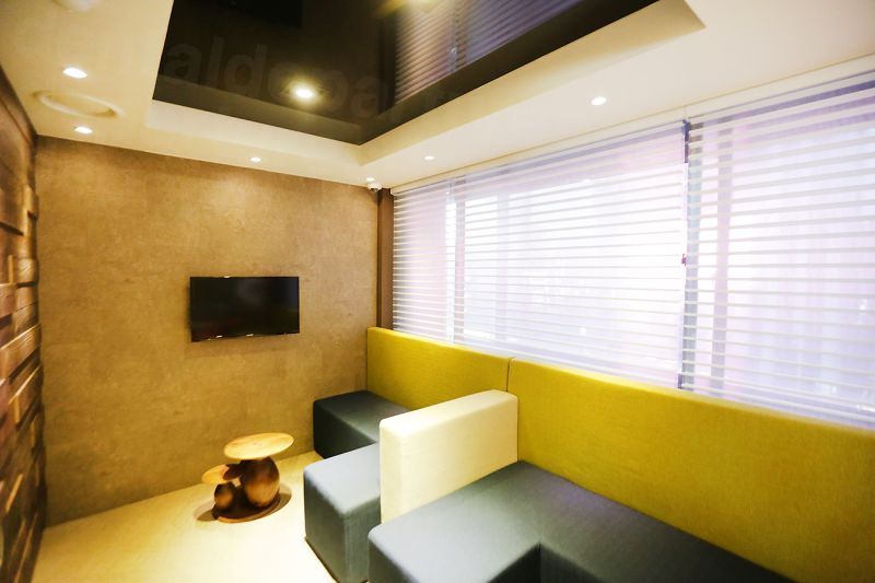Gangnam T Plastic Surgery - Waiting room