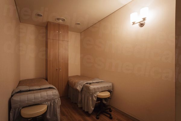 Sulraeim Skin &a; Plastic Surgery - Treatment room