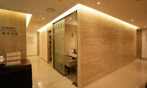 Dream Dermatology - Interior