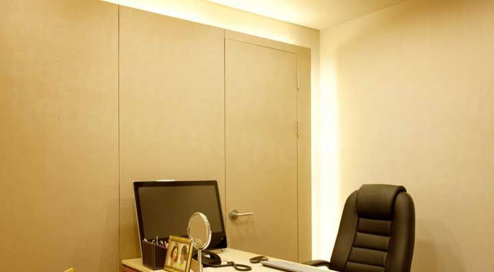 Braun Dermatology - Consultation room