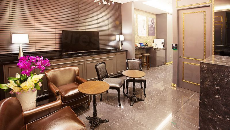 GAMI Plastic Surgery - Waiting room