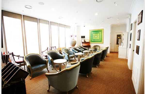 Hershe  Plastic Surgery - Waiting area