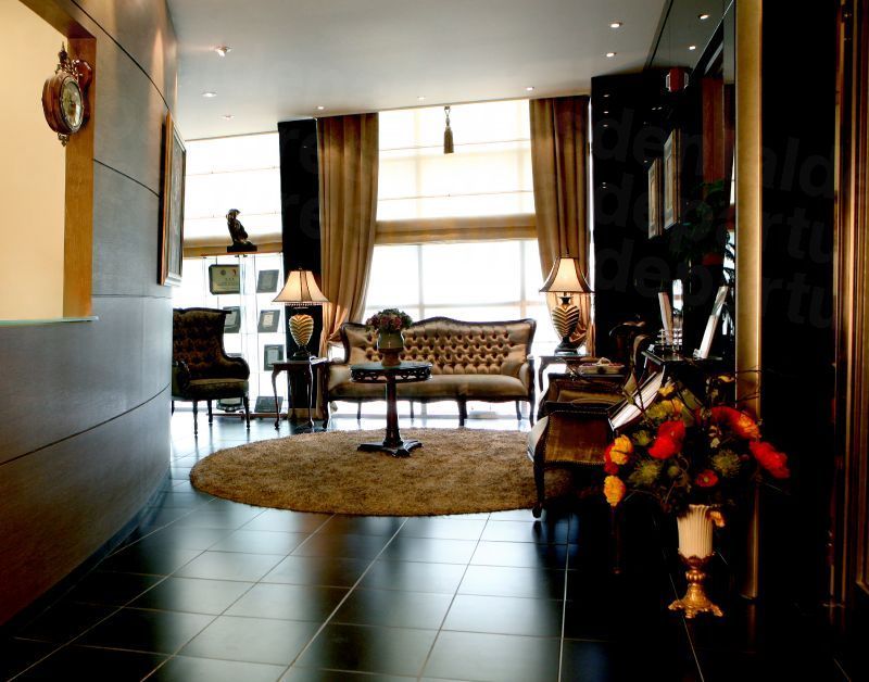 Hershe  Plastic Surgery - Waiting room