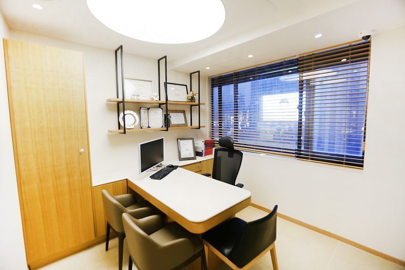Yuno Plastic Surgery - Consultation room