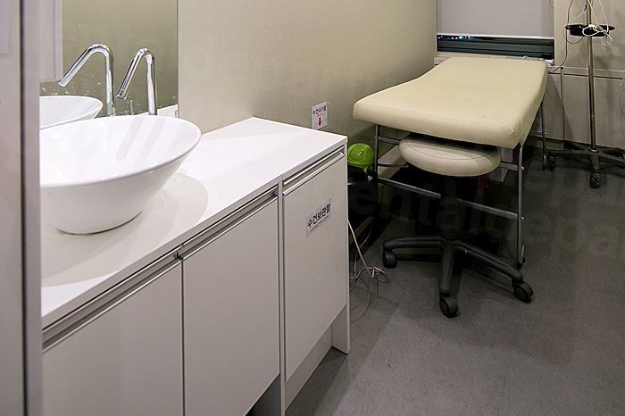Dimare Clinic - Treatment room