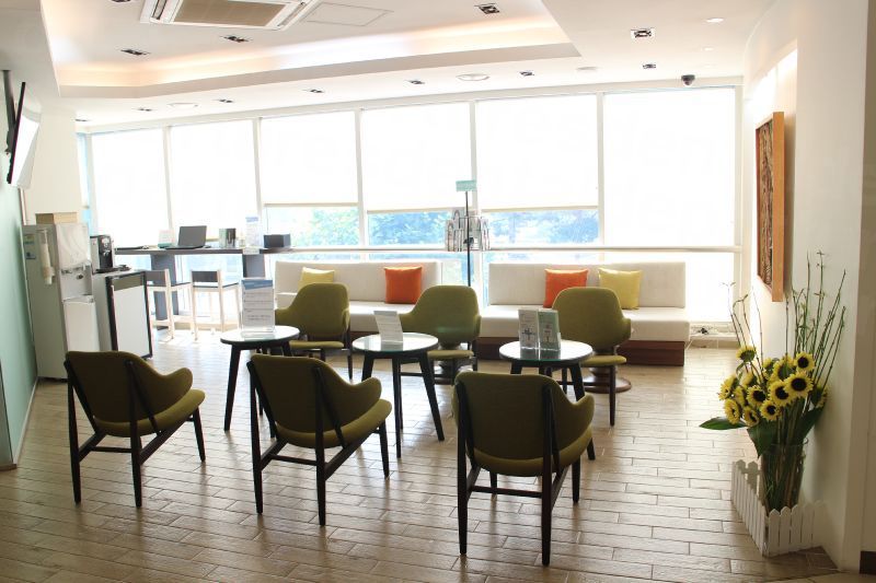 NAMU Plastic Surgery - Waiting area