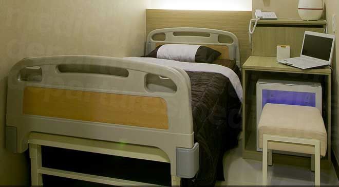Braun Plastic Surgery - Patient room