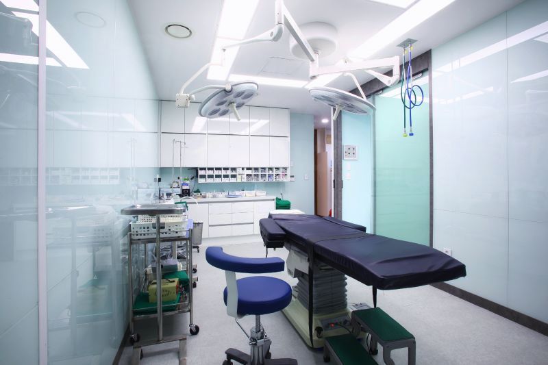 DAU Plastic Surgery - Surgery room