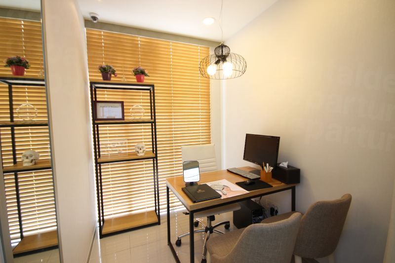 Deesse Plastic Surgery - Consultation room