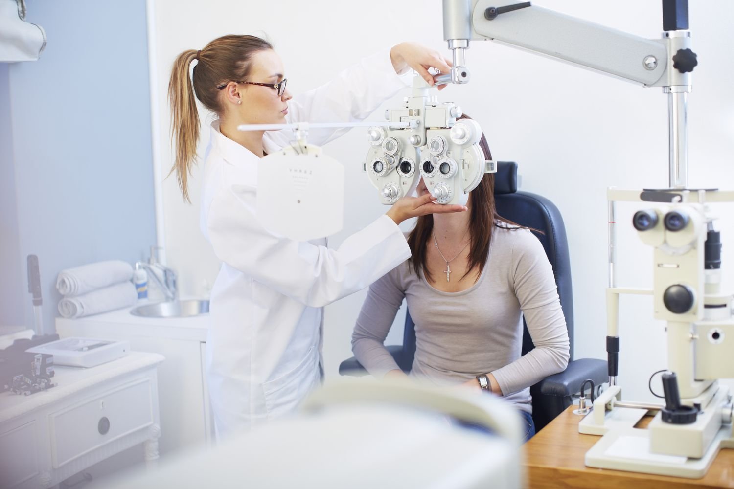 Best Lasik Lasek Eye Surgery Clinics in Seoul Korea